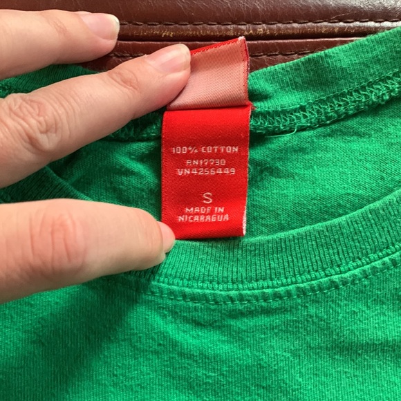 🎄3 for $18🎄GUC Target brand women’s Christmas tree T, green, size S - Picture 4 of 5